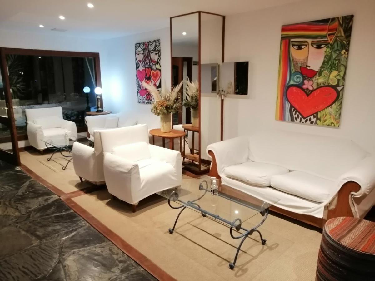 Hotel Oasis Пунта дел Есте Екстериор снимка