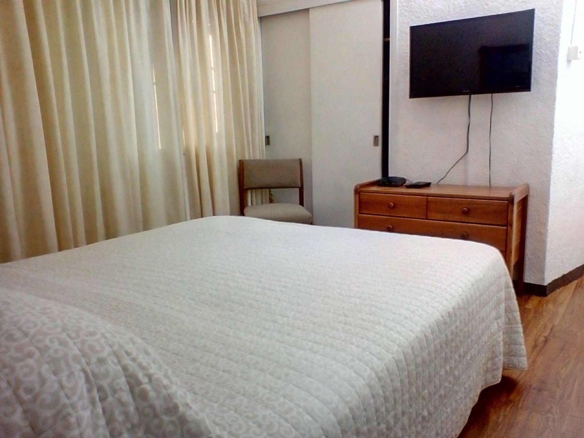 Hotel Oasis Пунта дел Есте Екстериор снимка