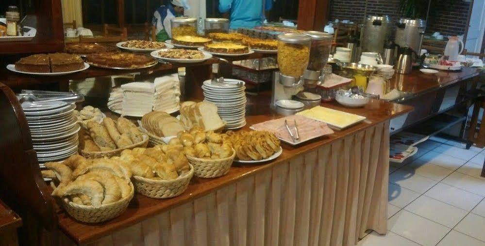Hotel Oasis Пунта дел Есте Екстериор снимка